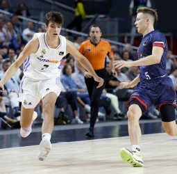 Hugo González decide continuar en el Real Madrid