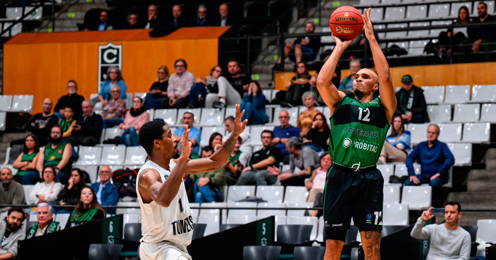 El Joventut suma una gran victoria ante el Veolia Hamburg Towers (108-76)