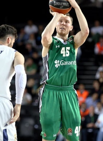 Dairis Bertans a un paso de ser jugador del Armani Milán