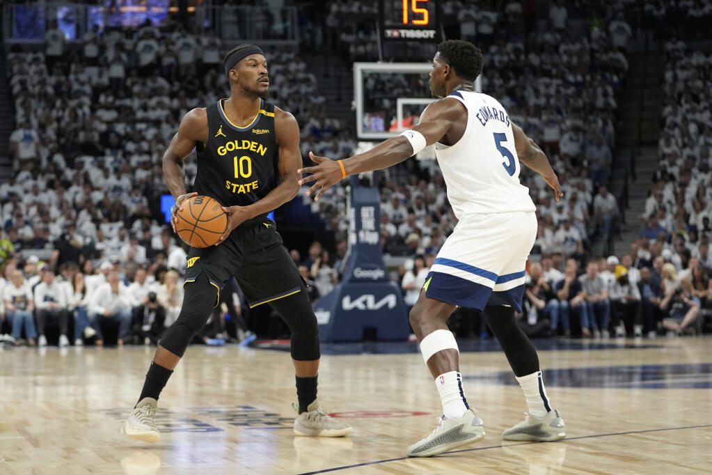 Los Warriors se sobreponen a la baja de Curry y golpean primero, 88-99 [0-1]