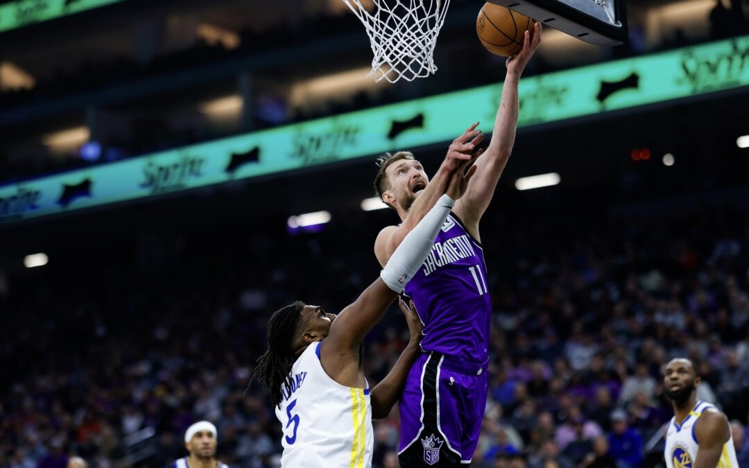 Remontada y victoria de los Kings ante los Warriors, 123-117