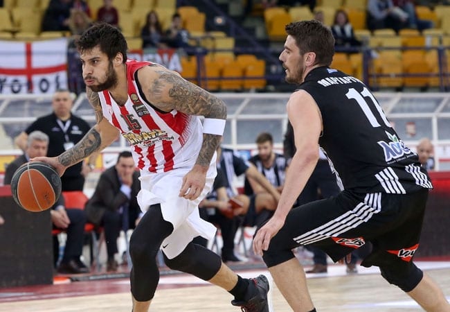 Olympiacos y Panathinaikos arrasan en la HEBA