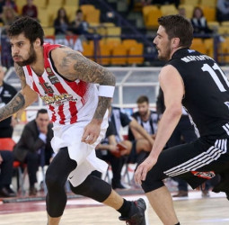 Olympiacos y Panathinaikos arrasan en la HEBA