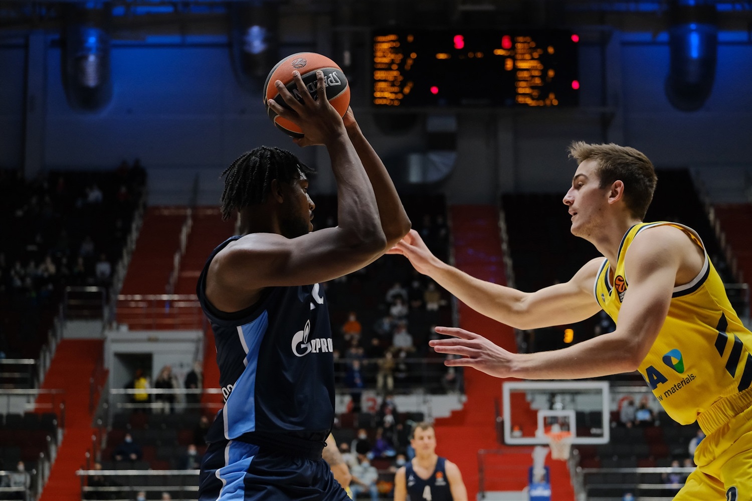 El Zenit St. Petersburg remonta ante el ALBA Berlín (87-71)