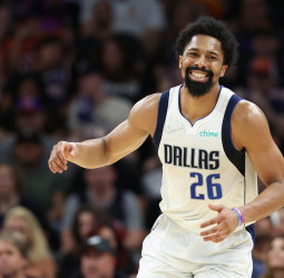Los Dallas Mavericks pactan la vuelta de Spencer Dinwiddie