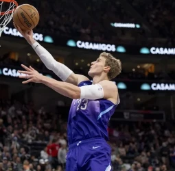 Los Knicks se topan con Markkanen, 106-121