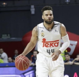 El Real Madrid anuncia la renovación de Jeffery Taylor