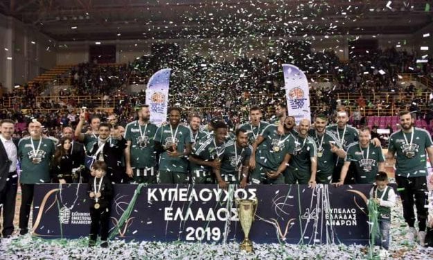 Panathinaikos supera a un combativo PAOK para ganar la copa griega