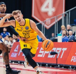 Luka Rupnik ficha por el Nymburk checo