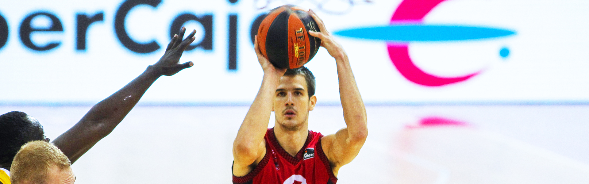 Casademont Zaragoza se reencuentra con la victoria ante UCAM Murcia (98-86)
