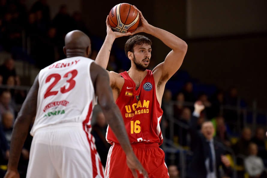 El UCAM Murcia más coral vence en Utena (83-93)