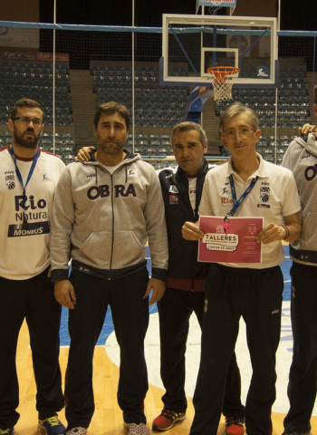 El Rio Natura Monbus Obradoiro se suma a la jornada y talleres multidisciplinares sobre el cáncer de mama