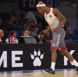Derrota del Baskonia ante San Pablo Burgos (74-82)