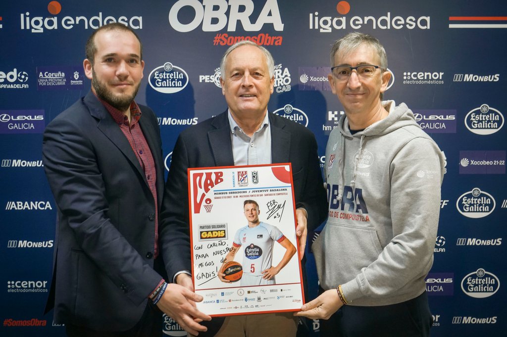 Moncho Fernández: “Somos un equipo y cuando falta una pieza buscamos la respuesta en el colectivo”