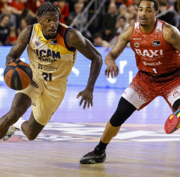 El UCAM Murcia vuelve con fuerza con victoria en Manresa, 83-88