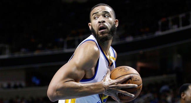 JaVale McGee se hace un sitio en los Warriors