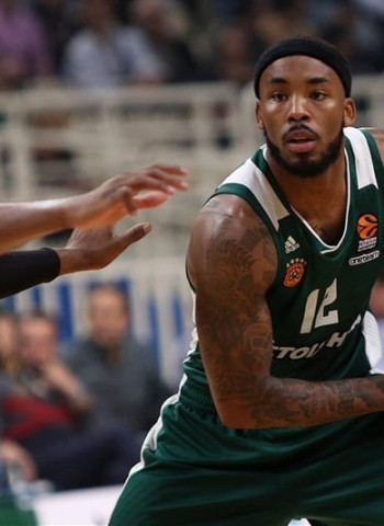 Denmon acribilla al Khimki Moscú (93-65)