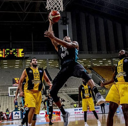 Movistar Estudiantes debuta en Europa con triunfo (79-87)