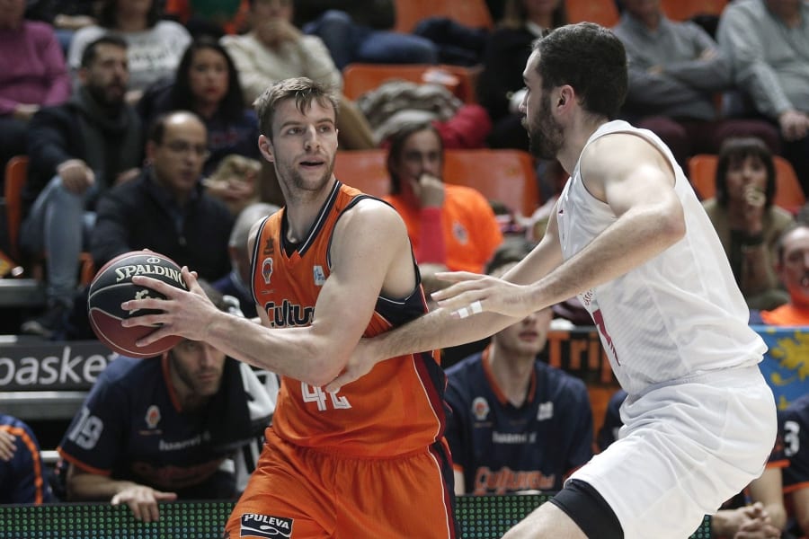 Valencia Basket pone a prueba su buena dinámica en la pista del Tecnyconta Zaragoza