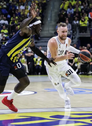 Gran victoria del Madrid en Estambul (71-85)