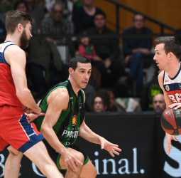 El BAXI Manresa se lleva la victoria del Olímpic (104-106)