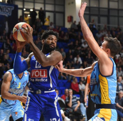 Olympiacos llega a un acuerdo por dos temporadas con Hassan Martin
