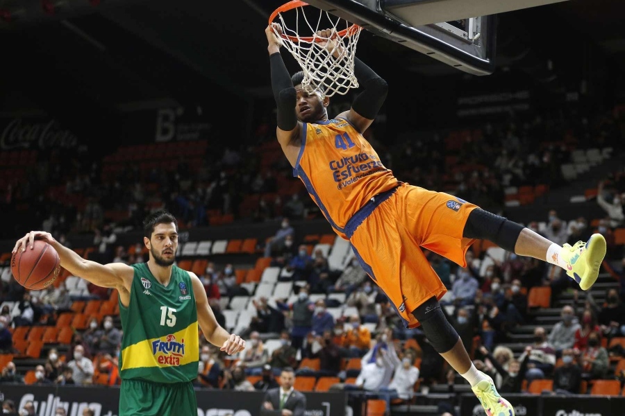 Valencia Basket vuelve con triunfo ante Frutti Extra Bursaspor (86-68)