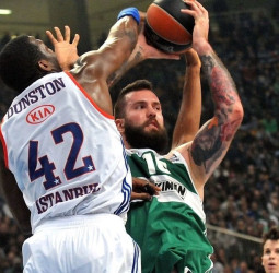 El Panathinaikos progresa adecuadamente (83-78)