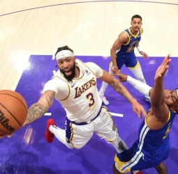 Los Lakers devuelven la paliza a los Warriors (97-127) [1-2]