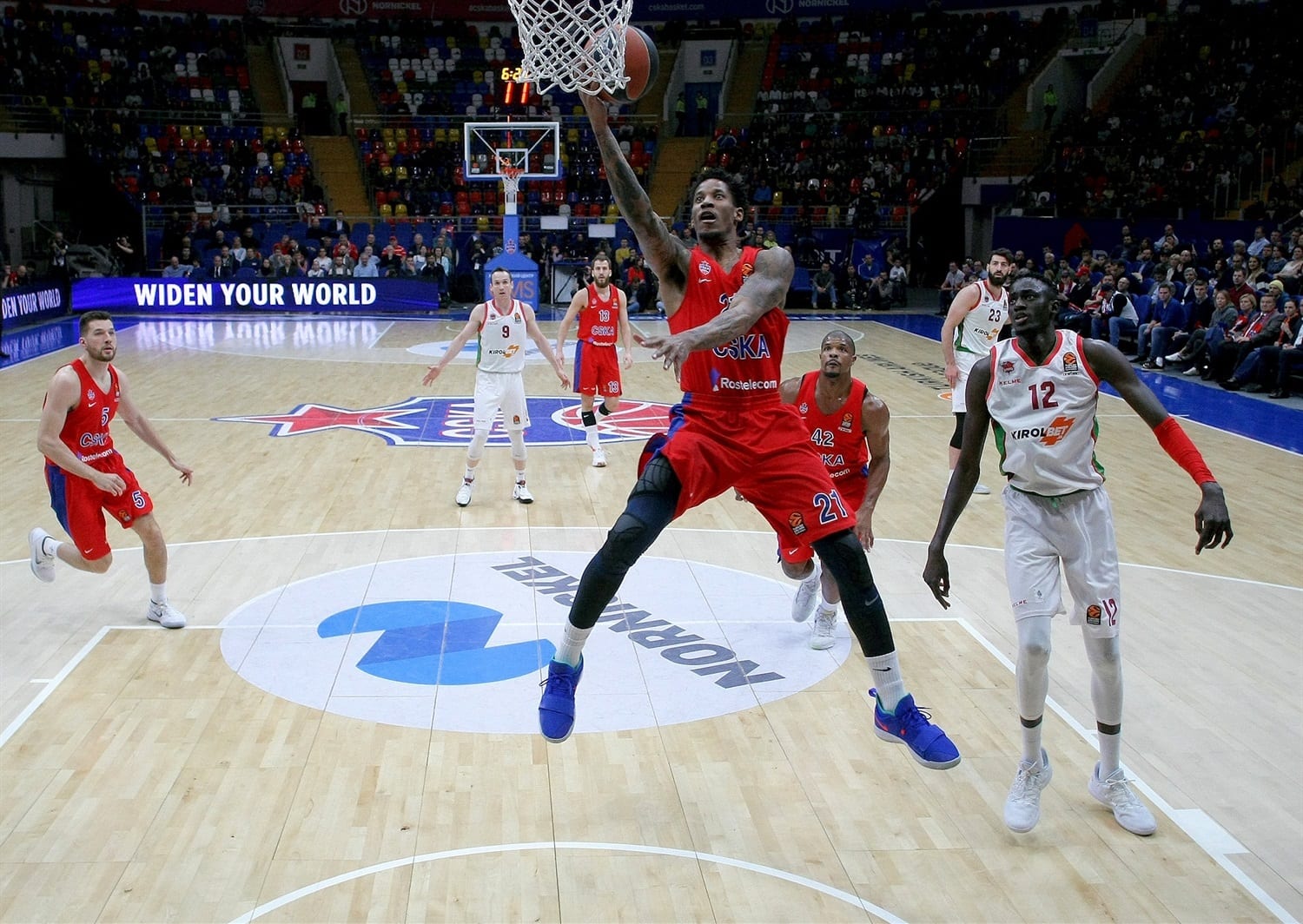 El CSKA Moscú podría jugar dos partidos de EuroLiga fuera de Rusia