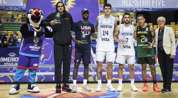 Deck recibe el premio de Jugador Más Valioso; Campazzo, Yago, Cole y Banton integran el Quinteto Ideal