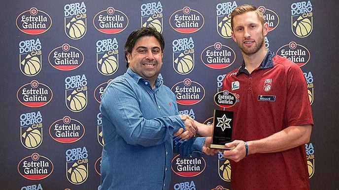 Mickey McConnell, elegido Jugador Estrella Galicia del mes de abril