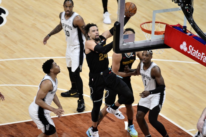 Los Grizzlies eliminan a los Spurs (96-100)
