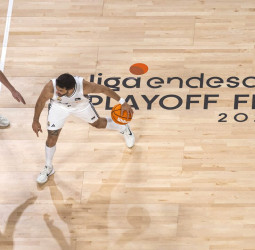 El Real Madrid se lleva un duelo de alto voltaje y pone el 2-0 en la final ante Valencia, 102-96