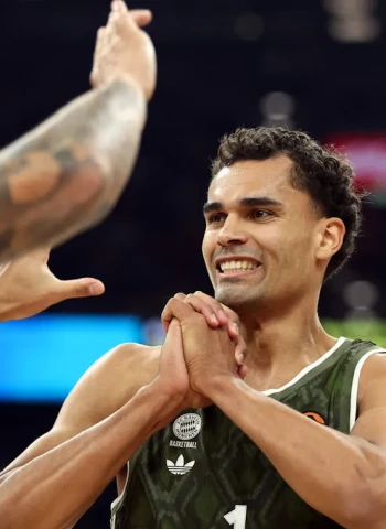 Bayern empata con Zalgiris en la cima de la clasificación, 77-74