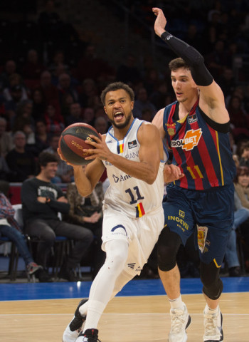 El MoraBanc Andorra asalta el Buesa Arena 27 años después (73-77)
