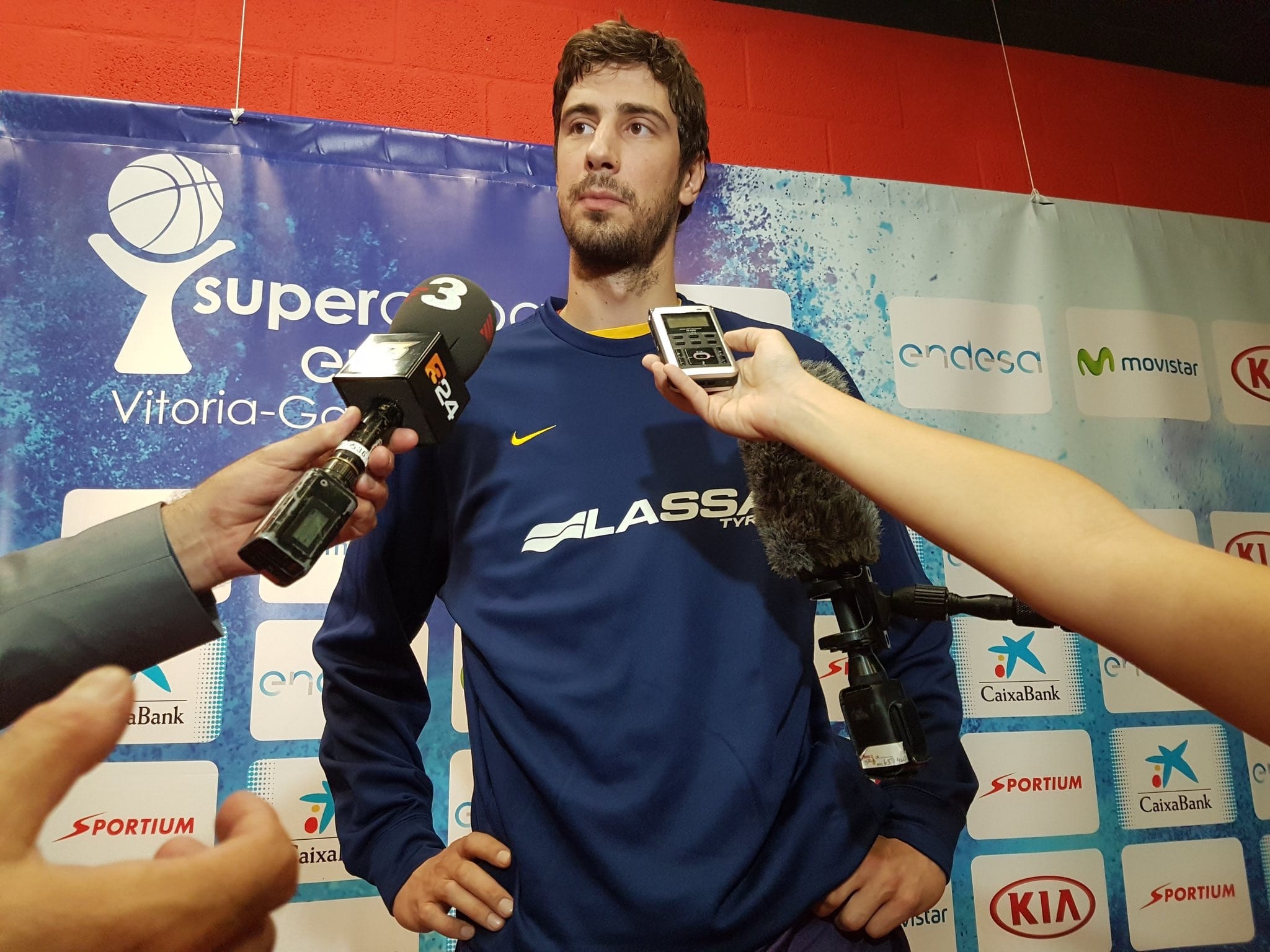 Tomic: "Todos queremos empezar ganando la Supercopa Endesa"