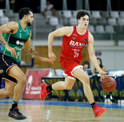 El Baxi Manresa golpea primero en el grupo B de la Liga Catalana (71-59)