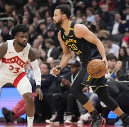 La noche NBA: Los Warriors se hunden sin remedio, y los Lakers caen ante Wembanyama