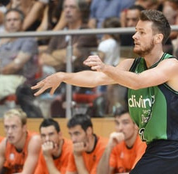 El Divina Seguros Joventut compite sin premio ante Valencia Basket (64-49)