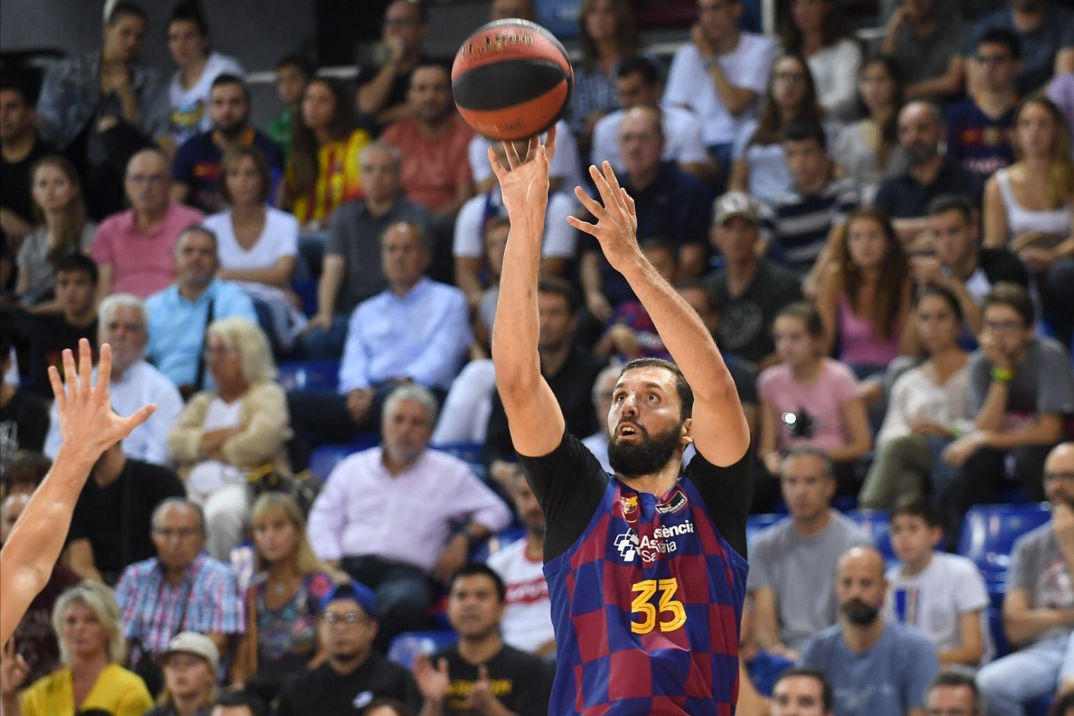 El Valencia Basket cae ante el mejor Mirotic (97-94)
