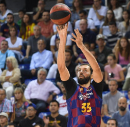 El Valencia Basket cae ante el mejor Mirotic (97-94)