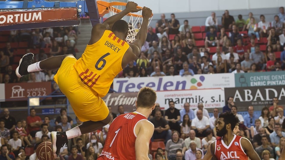 El Barcelona Lassa se estrena con victoria ante un correoso ICL Manresa (50-56)