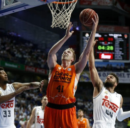 Valencia Basket apela a la fuerza de la Fonteta para alargar las semifinales