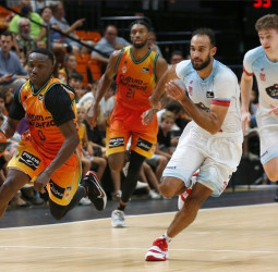 El Monbus Obradoiro se hace con el XXVII edición del Trofeu Ciutat de València (78-88)