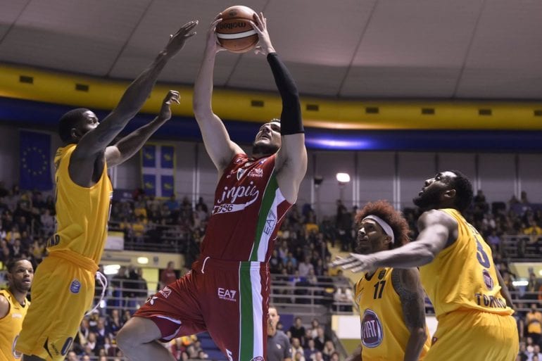 El Armani Milán sufre ante el Torino pero se mantiene invicto (100-97)