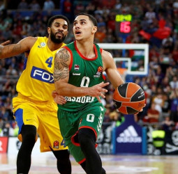 El Baskonia intenta convencer a Larkin