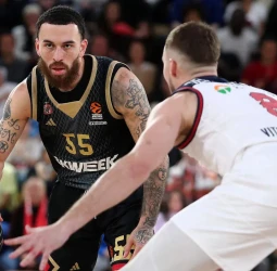 Monaco supera la gran actuación de Howard para vencer al Baskonia, 93-83