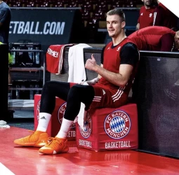 Dino Radoncic, nuevo jugador del Bayern Múnich
