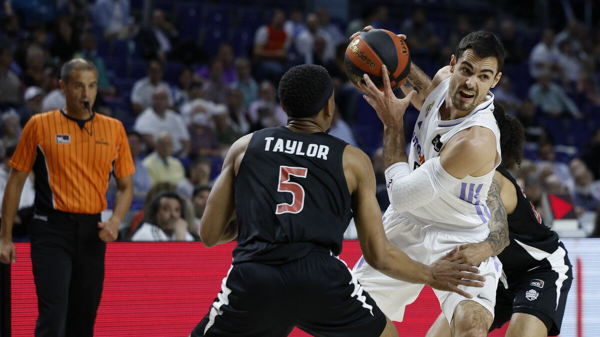 El Real Madrid se impone en casa ante Básquet Girona a base de triples (89-70)